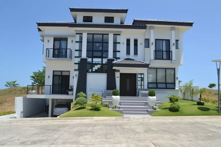 Beautiful Seaside Amara House and Lot - photo 3