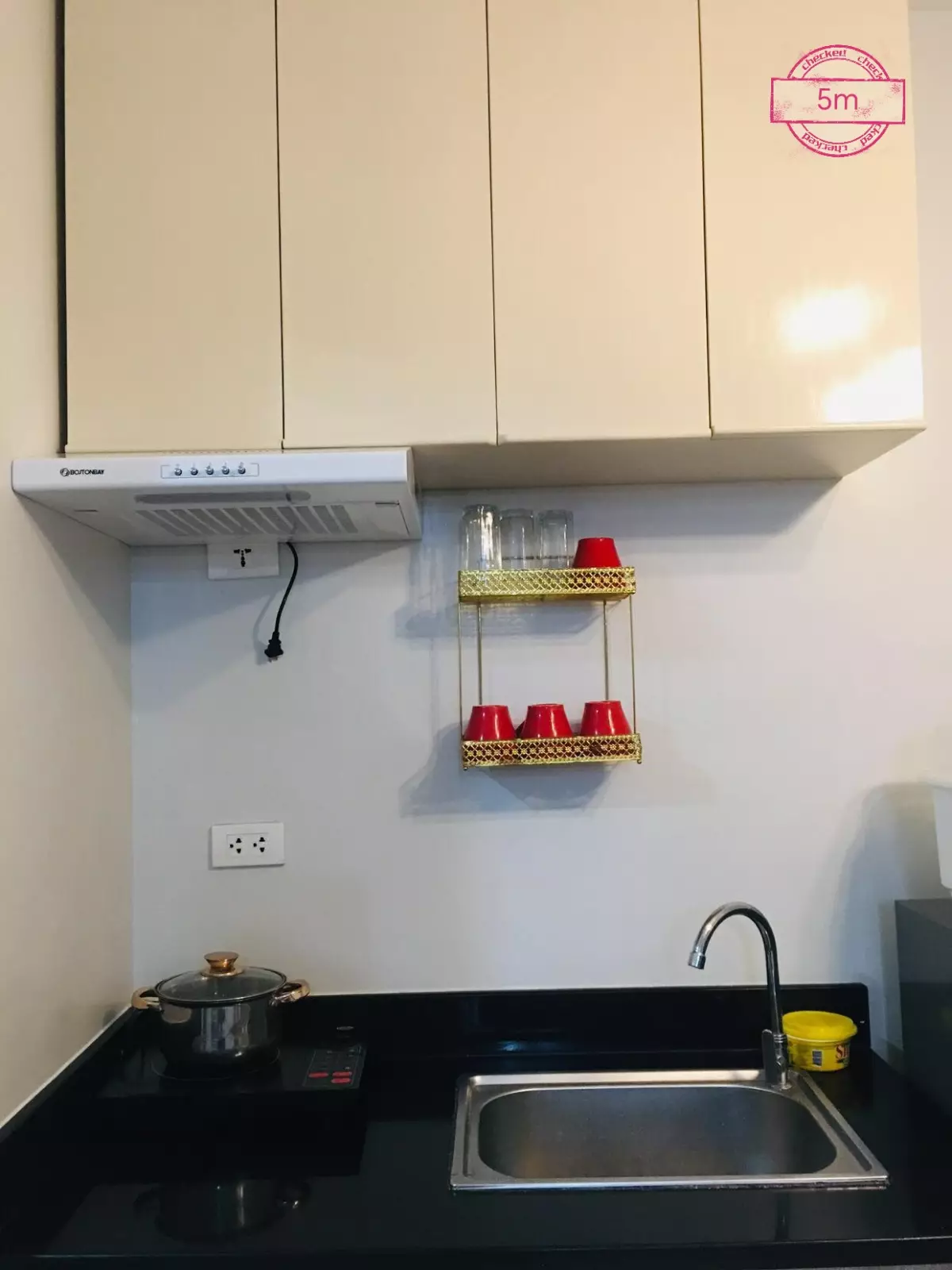 STUDIO UNIT FOR RENT @ THE HEART OF THE CITY ( BACOLOD) — Studio in Bacolod City, Negros Occidental, Philippines — Photo 6