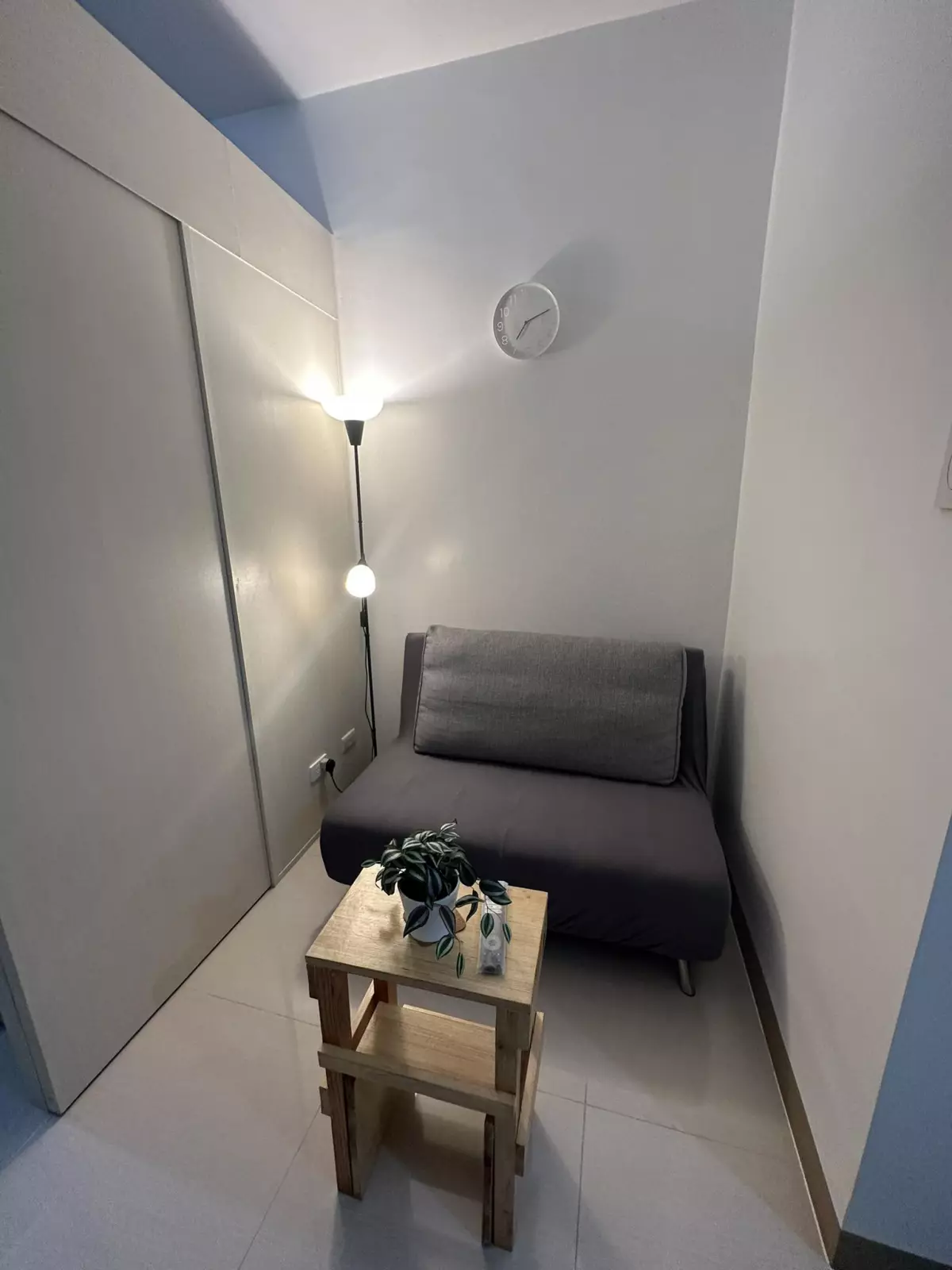 Fully Furnished 1-Bedroom Condo Unit for Rent at Las Pinas City — 1 Bedroom in SM Southmall Road, Almanza Uno, Las Piñas — Photo 7