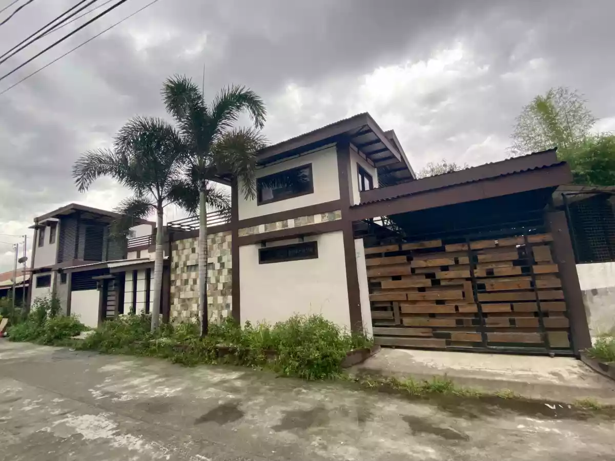 237 SQM CORNER HOUSE AND LOT — House and Lot in Pan-Philippine Highway, General Santos City, South Cotabato — Photo 3