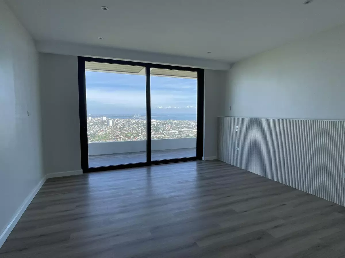 HOUSE AND LOT FOR SALE IN SOUTH HILLS TISA LABANGON  - photo 3