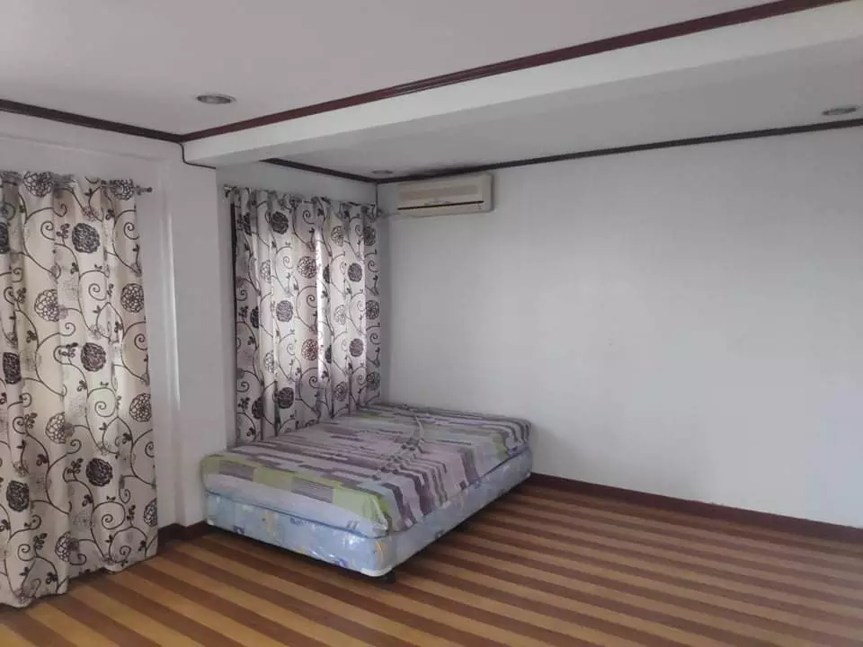 House and Lot for Sale - photo 5