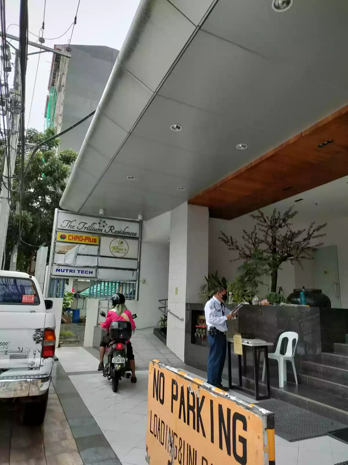 Studio w/ Balcony near Ayala Cebu - photo 4
