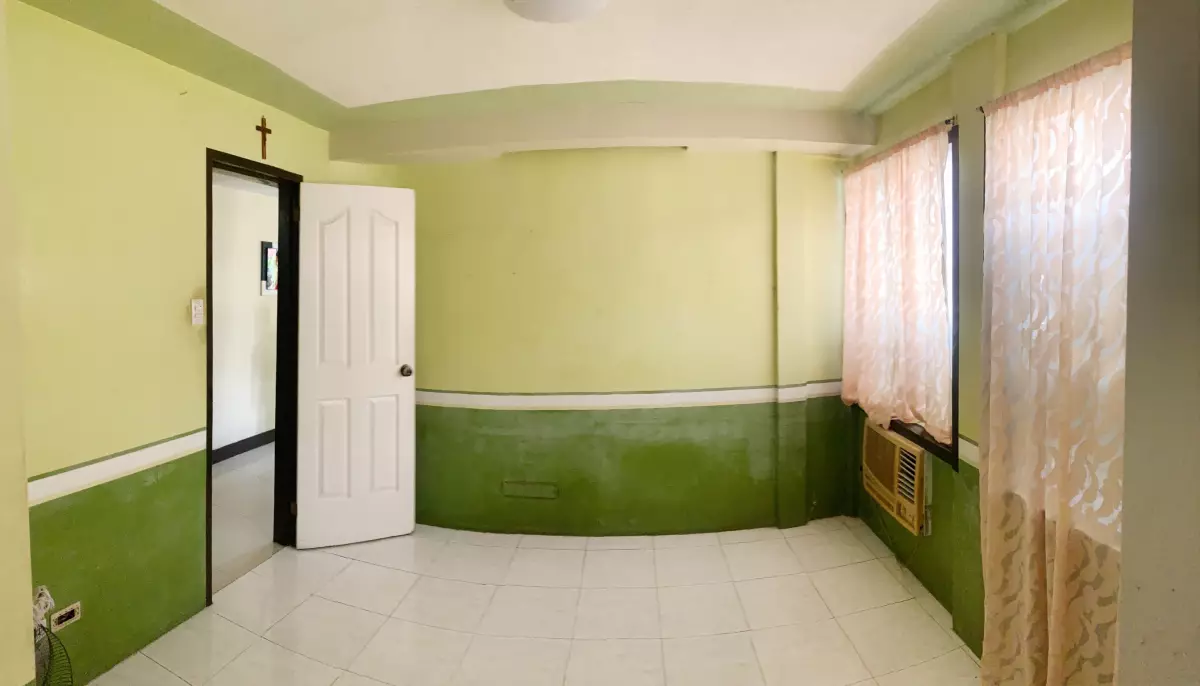 RENOVATED HOUSE AND LOT FOR SALE - photo 5