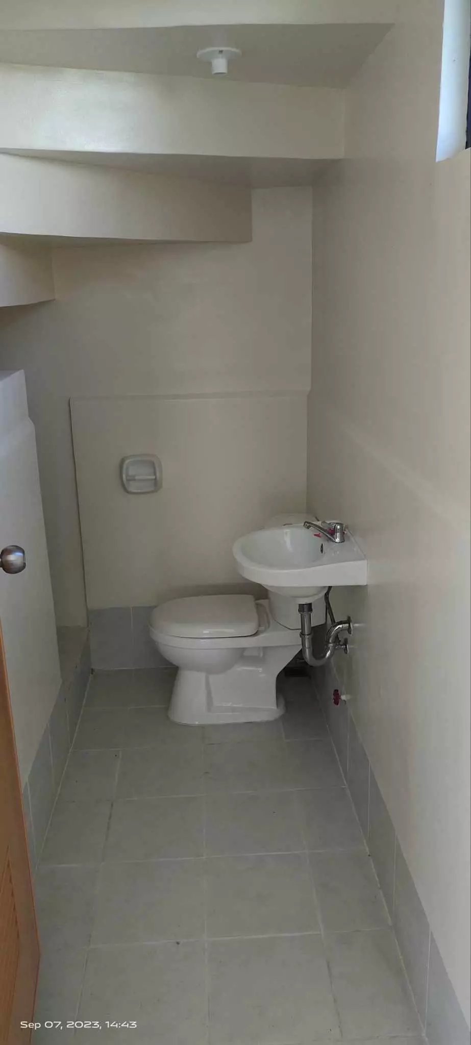 Open photo 11 of 12 — TOWNHOUSE FOR RENT IN AMOA SUBDIVISION IN COMPOSTELA