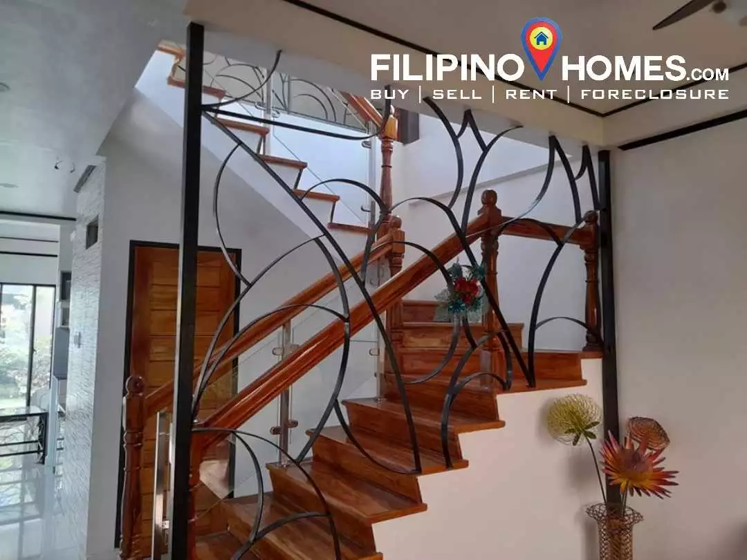 Modern House and Lot for SALE in Naga City Cam. Sur (Negotiable) - photo 3