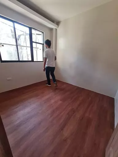 Open photo 27 of 106 — Townhouse For Sale in Brgy. Tisa
Cebu