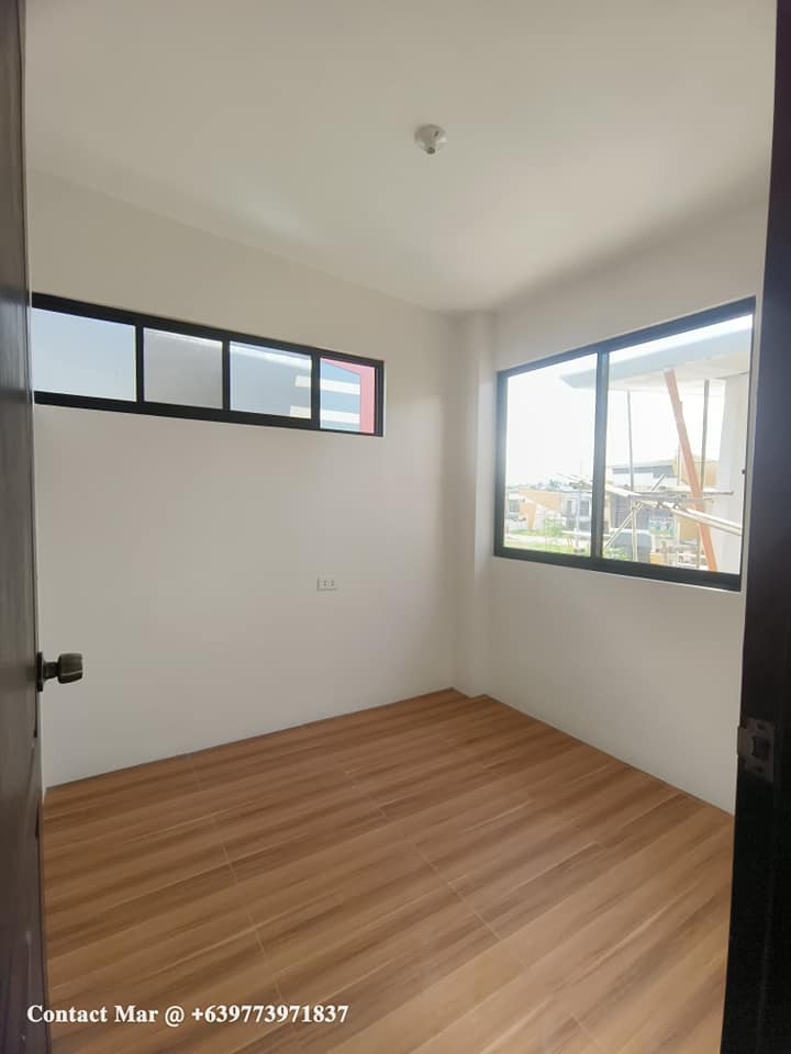 Open photo 11 of 15 — Eastland Estate Townhouse For Assume