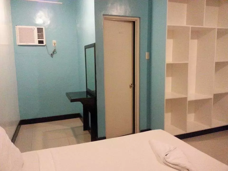 Suites in Gensan — Hotel in Purok Acharon Road, General Santos City, South Cotabato — Photo 5