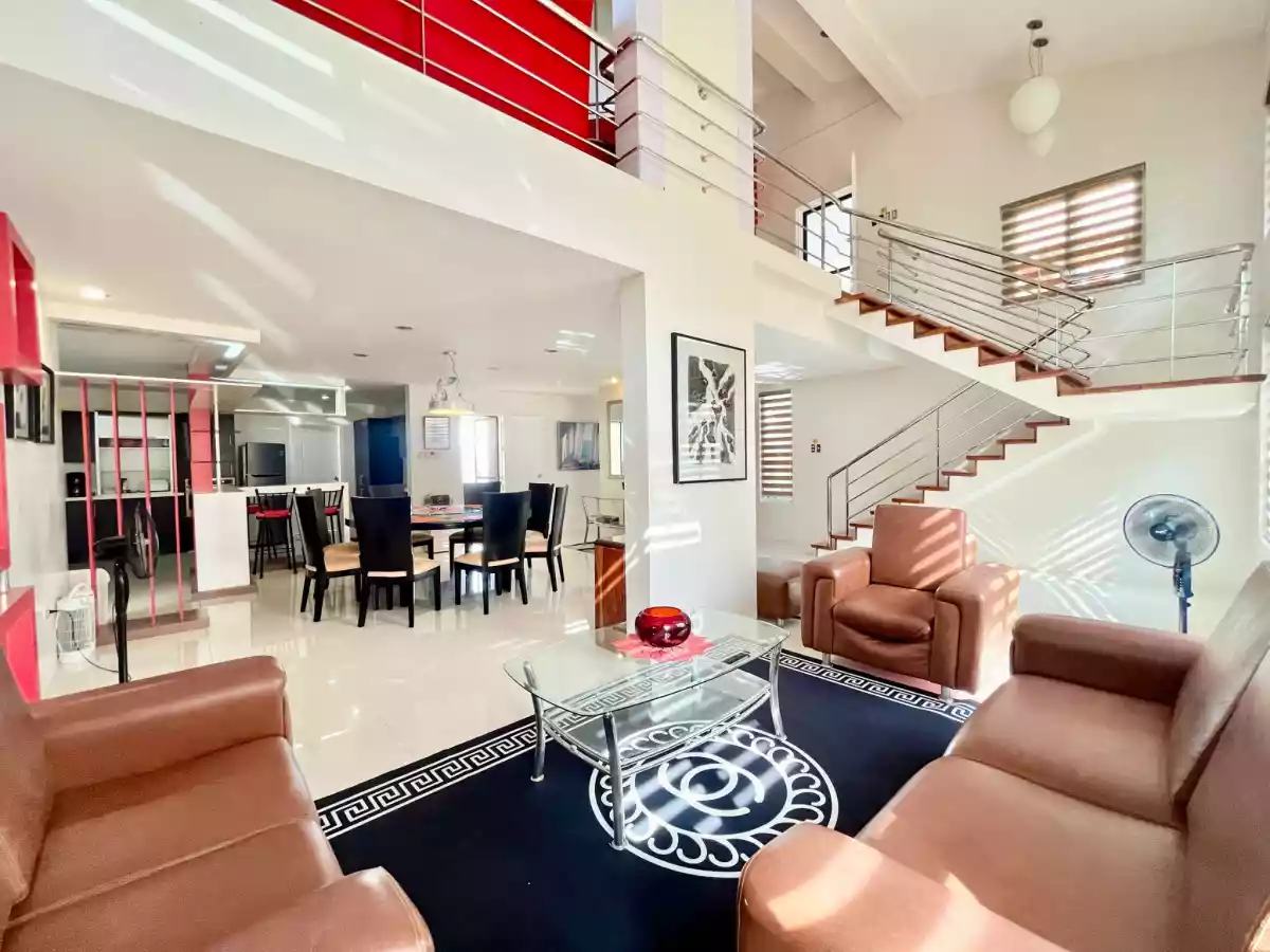 MODERN LUXURIOUS PRIVATE RESORT FOR SALE in Laguna — Beach House / Resort in Philippines — Photo 2