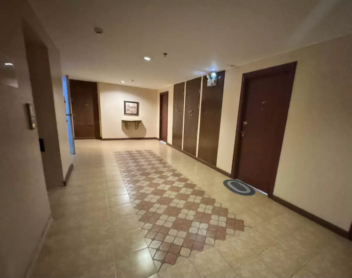 Urgent Disposal – Studio Unit with Parking — Studio in Banawa, Guadalupe, Cebu City — Photo 2