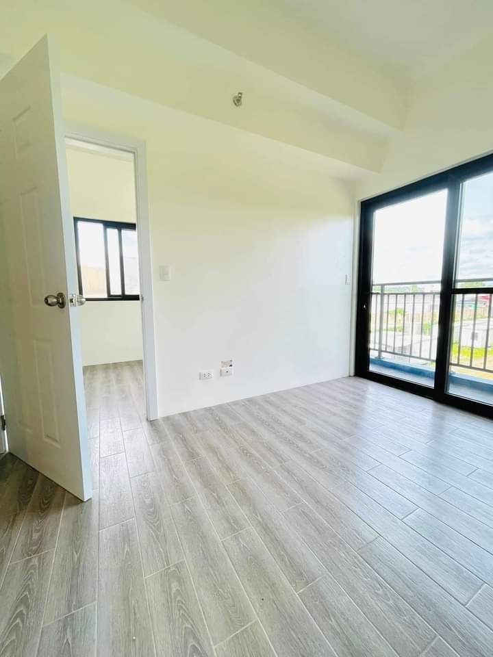 Studio Unit W/ Balcony Building B 2nd floor — Studio in Buhangin-Cabantian-Indangan Road, Buhangin, Davao City — Photo 4