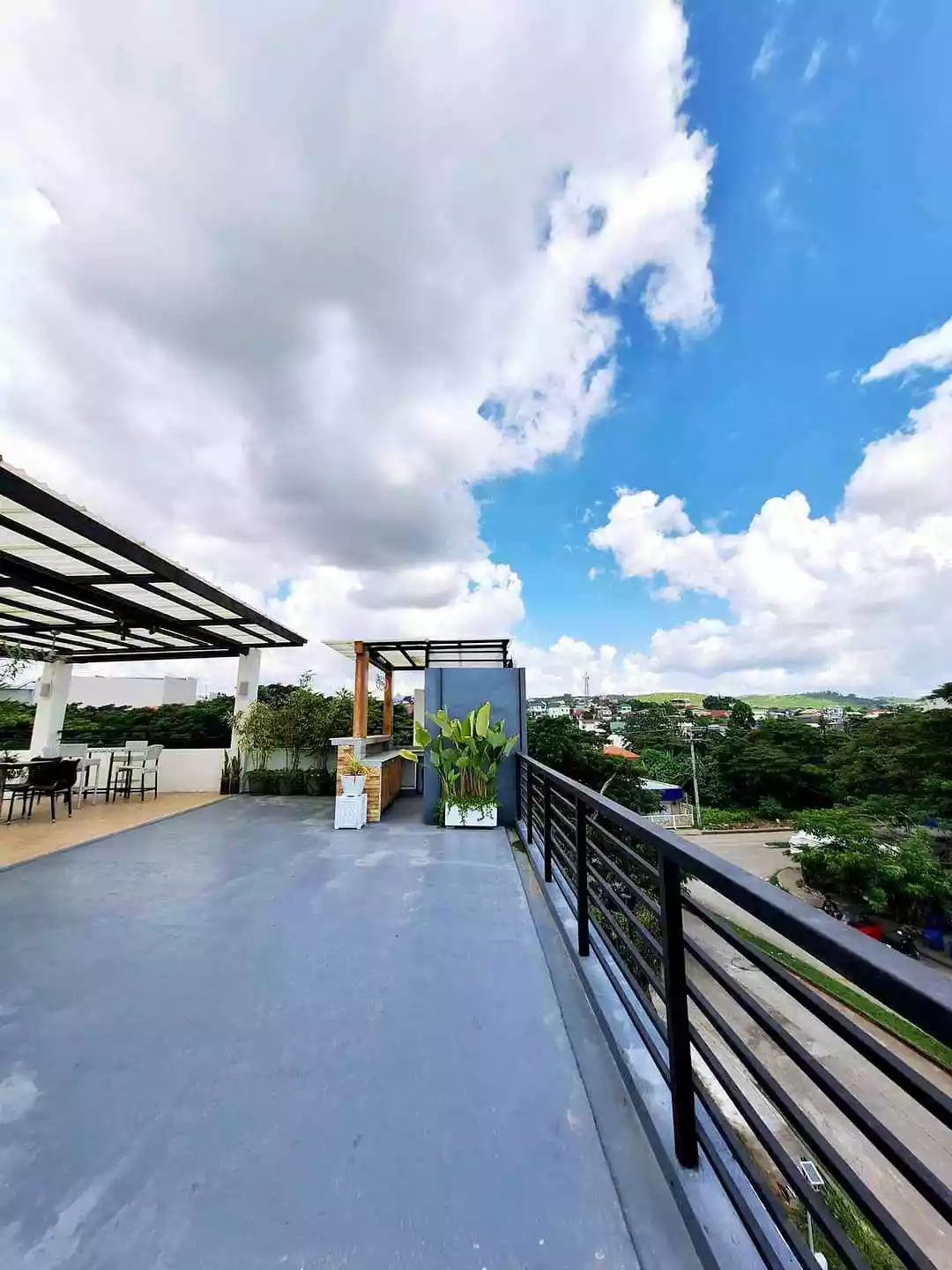 ROOFTOP DECK FOR RENT — Space in Consolacion, Cebu, Philippines — Photo 3