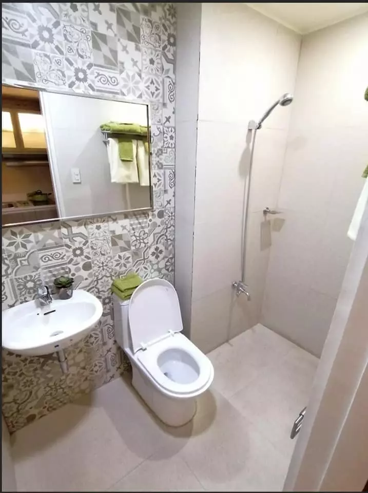 Symfoni Bossa Studio Unit with Balcony for Sale/Assume - photo 7