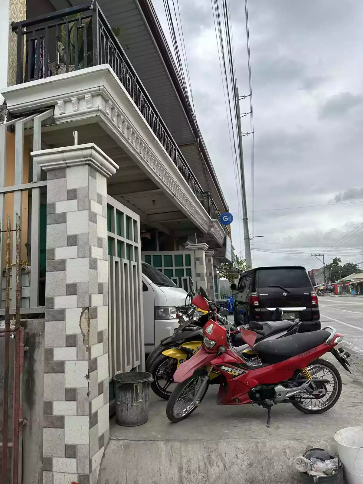 House & Lot / Commercial Space for Sale — House and Lot in Cebu, Philippines — Photo 6