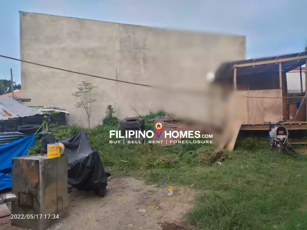 Titled Commercial Lot