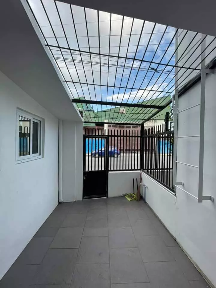 Makati House For Rent — Townhouse in Makati, Metro Manila, Philippines — Photo 6