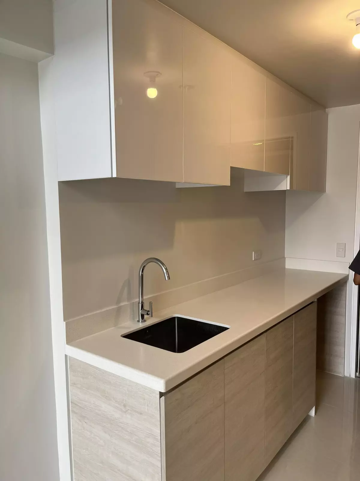 1 bedroom loft unit in mandani bay - photo 2