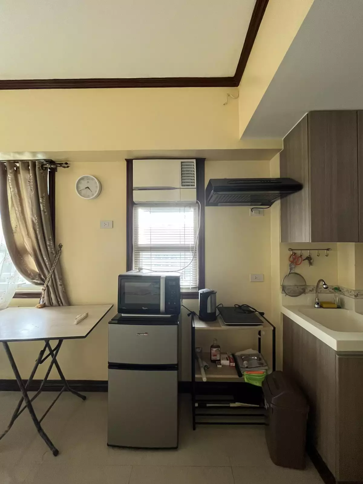 Corner Studio with balcony and parking for sale near Cebu IT Park — Studio in Salinas Drive, Cebu City, Central Visayas — Photo 6