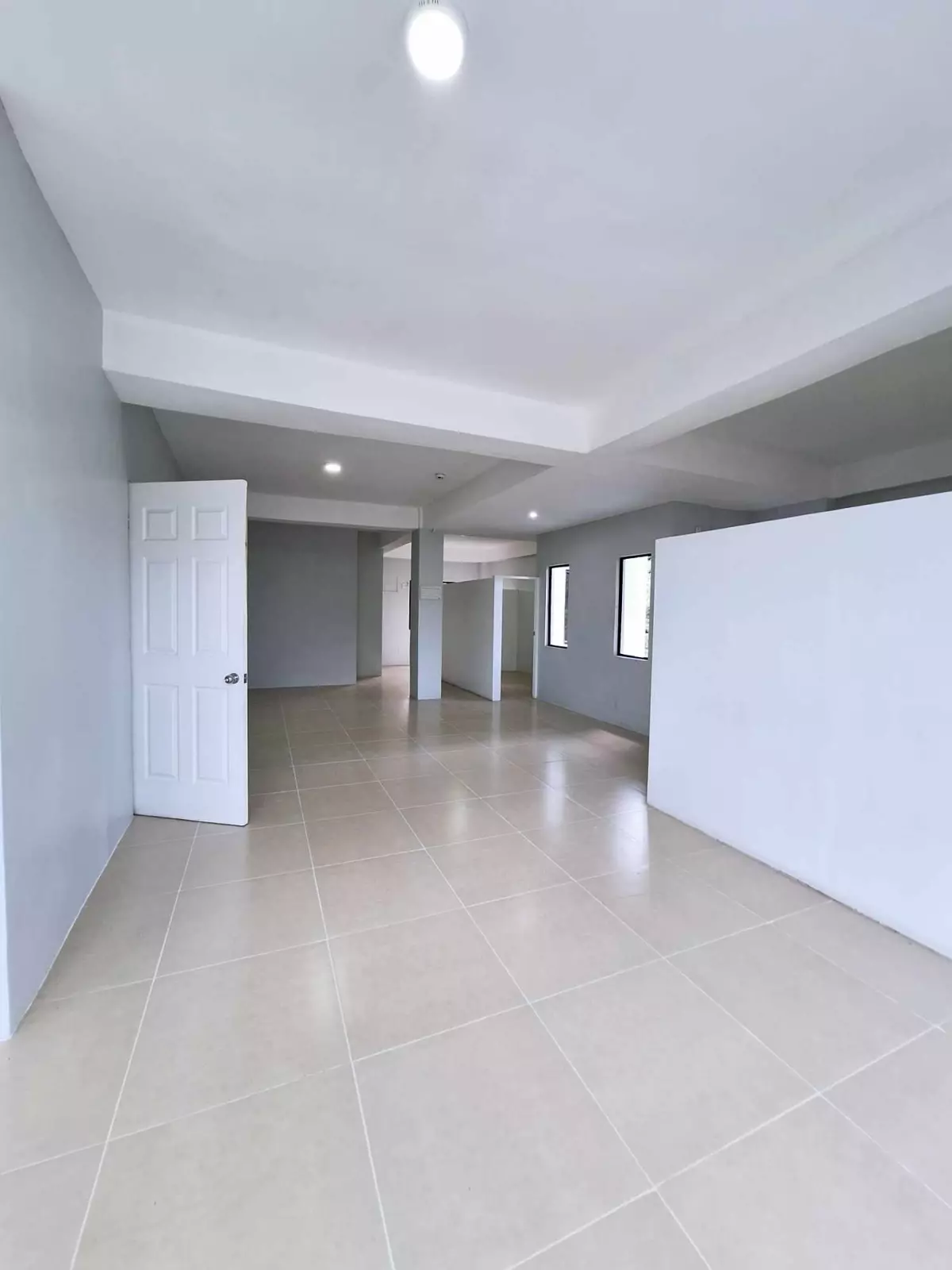 COMMERCIAL SPACE FOR RENT — Space in Consolacion, Cebu, Philippines — Photo 4