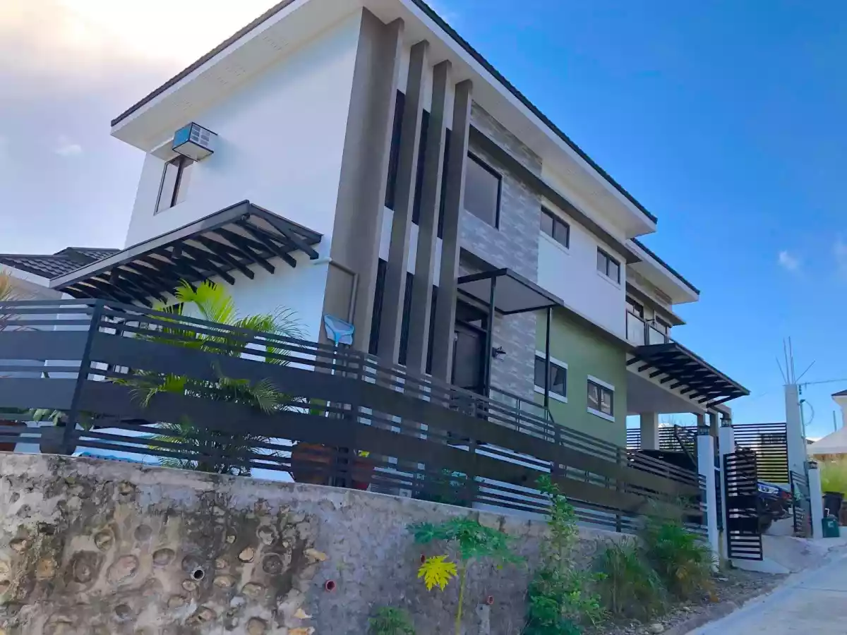 Fully Furnished House For Sale Minglanilla Highlands - photo 3