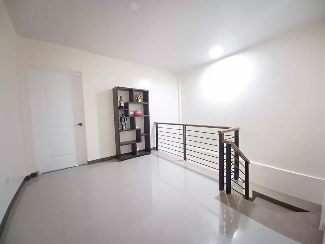 For assume — Townhouse in Talisay, Cebu, Philippines — Photo 6