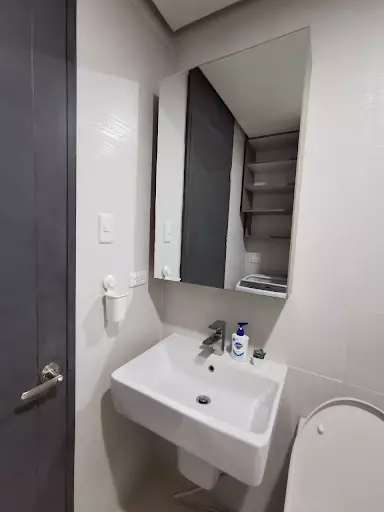 Open photo 66 of 127 — Minimalist Studio Unit For Rent Near Cebu Doc and Chong Hua Fuente with Beautiful View from Balcony