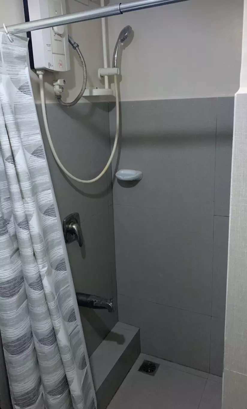  2BR unit Fully Furnished with parking. - photo 5