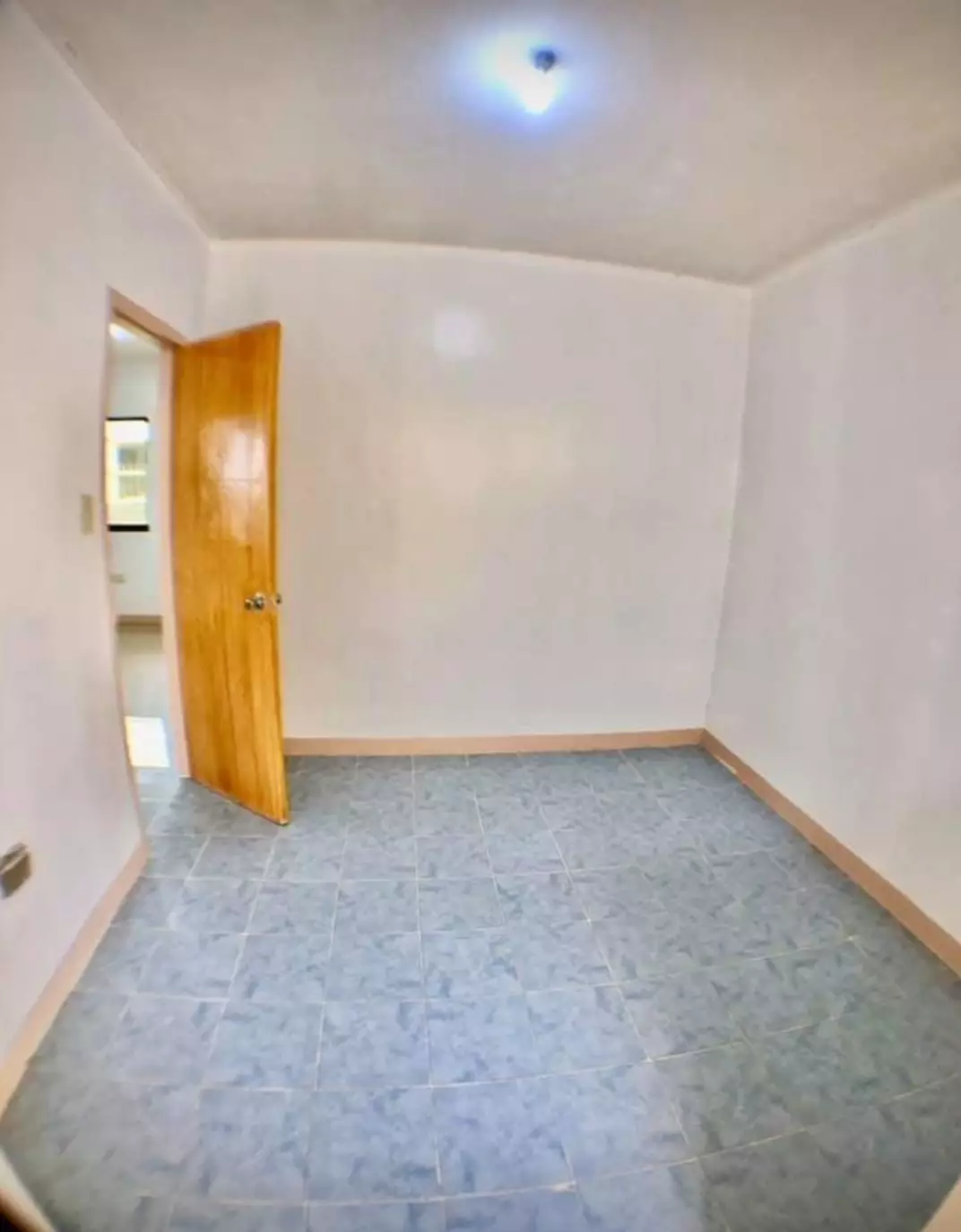 Isabella homes house and lot for rent - photo 5