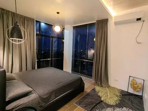 Overlooking in Southills Tisa Cebu City — House and Lot in South Hills Road, Cebu City, Cebu — Photo 6