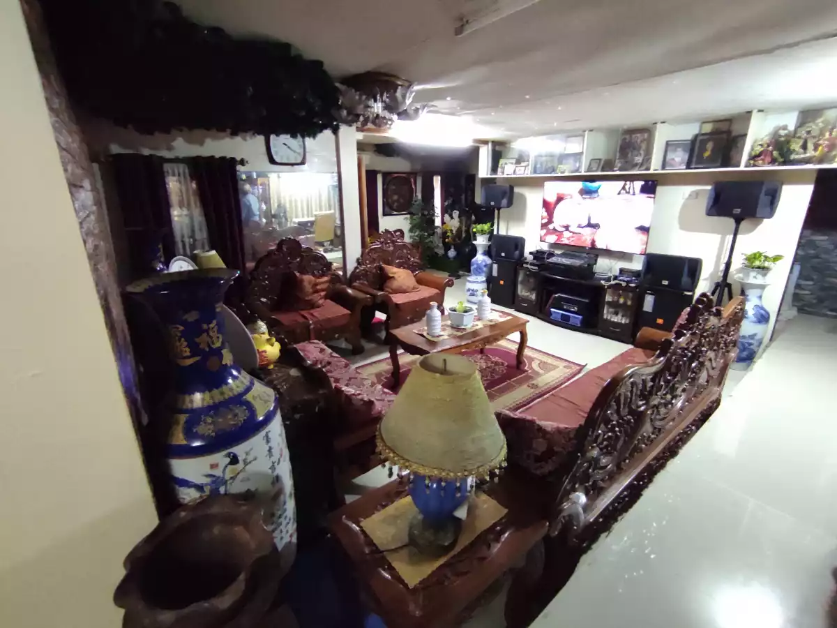 RUSH SALE 3-STOREY 6 BEDROOM HOUSE AND LOT WITH ROOF DECK, MOUNTAIN VIEW, PROVISION FOR EXPANSION!!! - photo 5