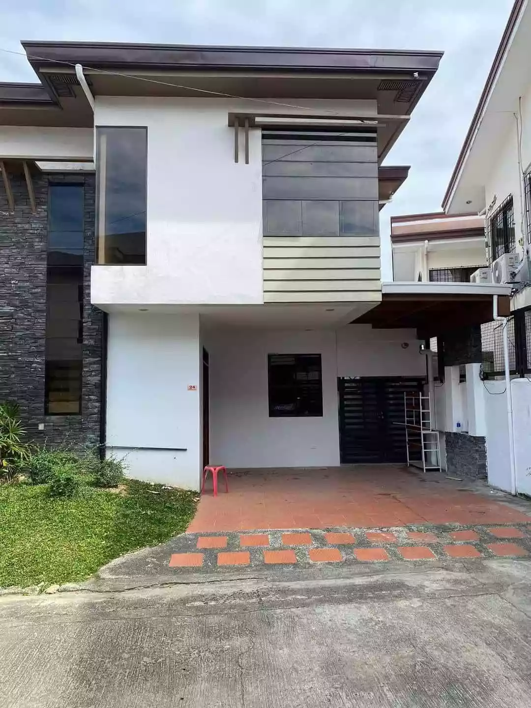 House for Sale in Sto. Nino Village, Banilad Cebu City