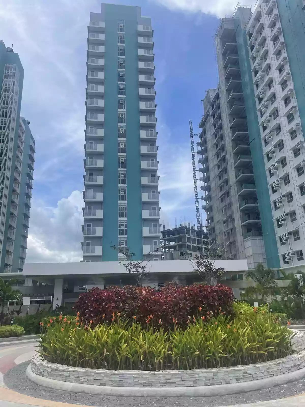 Open photo 18 of 25 — Unbeatable Investment Opportunity! This Airbnb-ready, 1-bedroom condominium unit in Bacolod's Mesavirre Garden Residences is fully furnished and ready to generate rental income