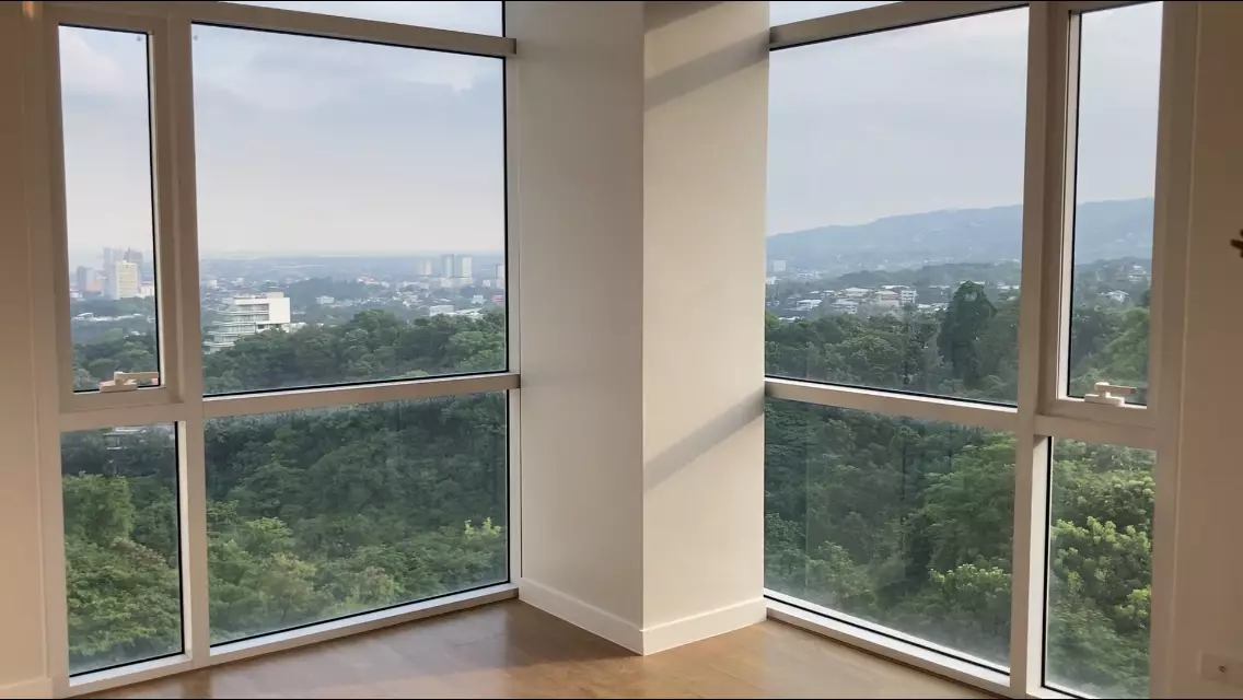 LUXURY BRANDED Marco Polo Condo - photo 5