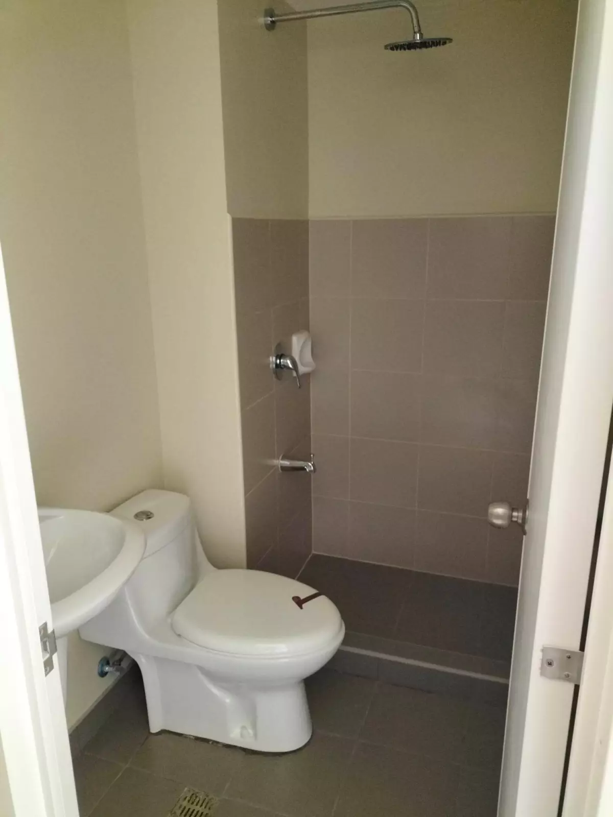 For Sale Studio Unit Avida Tower 3 - photo 6