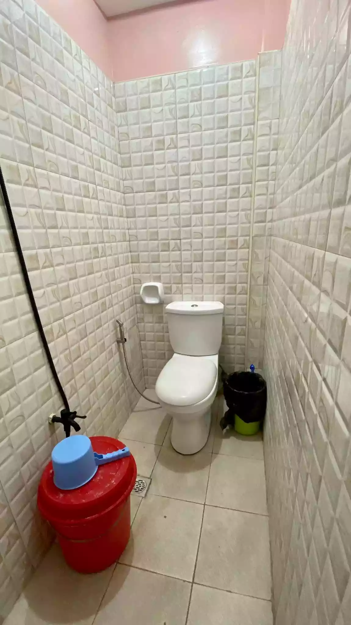 Open photo 14 of 18 — APARTMENT FOR RENT