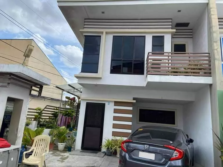 House and Lot for Sale - photo 4