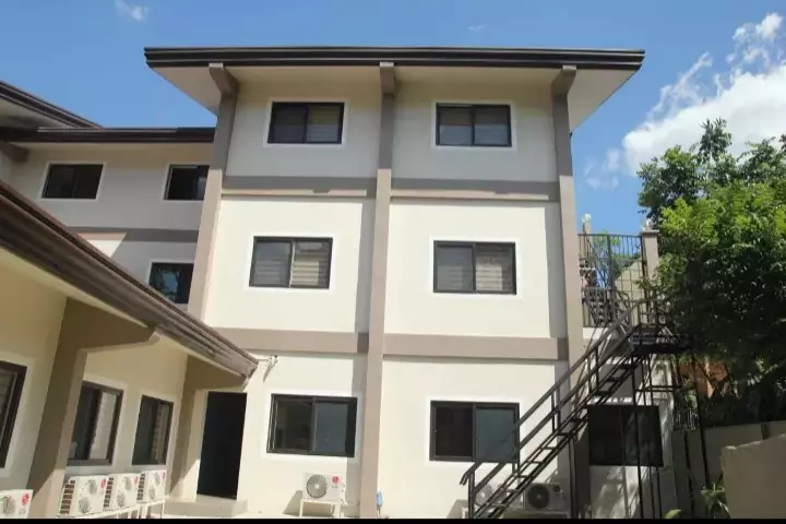 3 STOREY BUILDING - photo 4