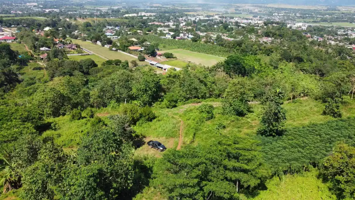 Lot for Sale in Valencia City Bukidnon with Overlooking View of the City - photo 4