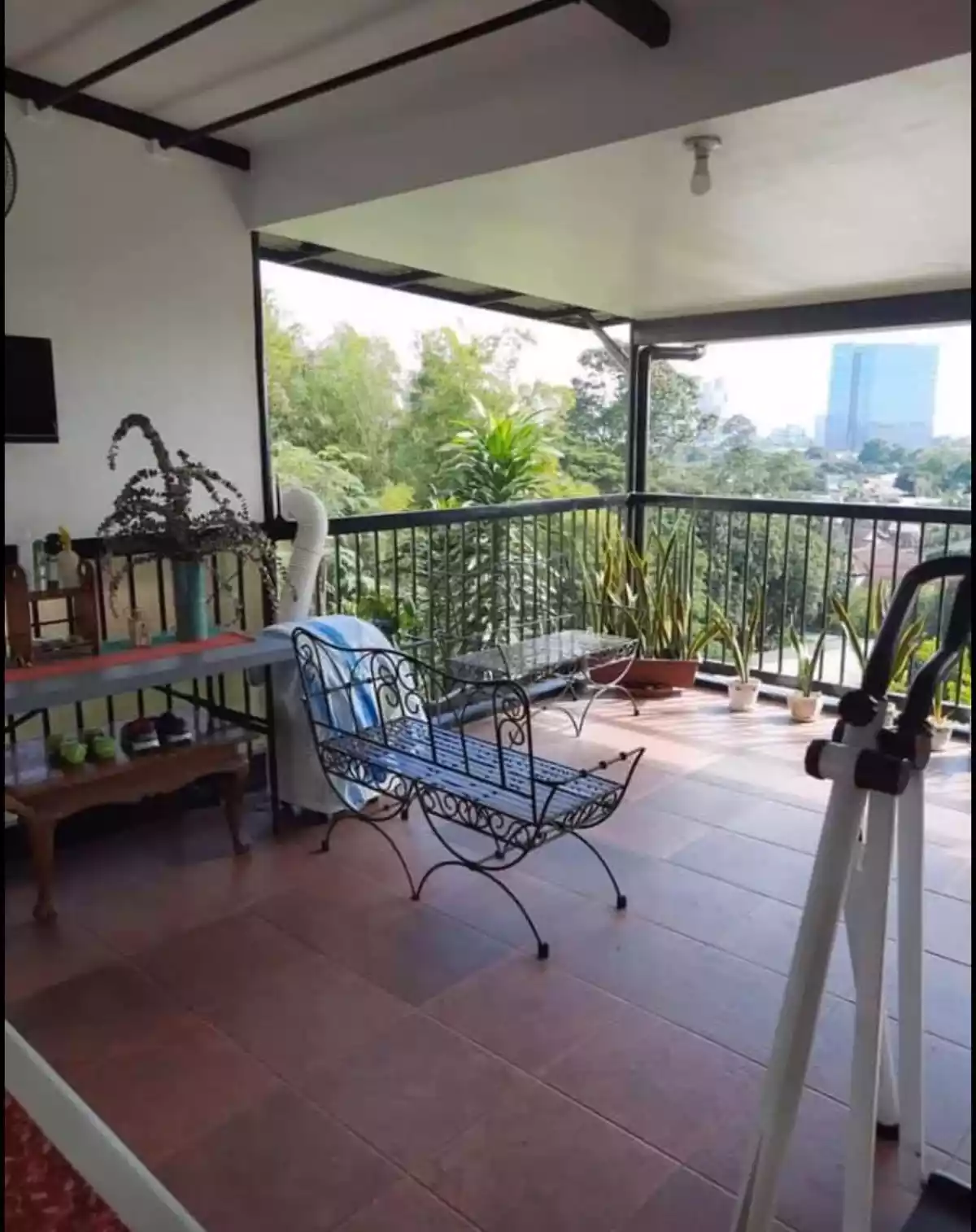 Open photo 19 of 21 — For Sale House and Lot in Pasig near Valle Verde