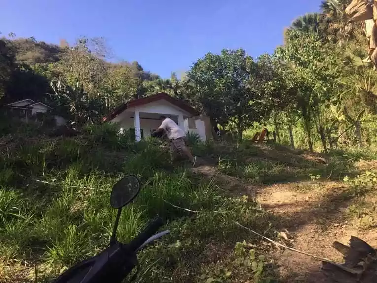PULANG BATO, CEBU CITY Rush House and Lot for Sale ! — Residential Lot in Cebu City, Cebu, Philippines — Photo 4