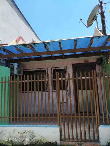 ROWHOUSE FOR SALE — House and Lot in Cebu, Philippines — Photo 3