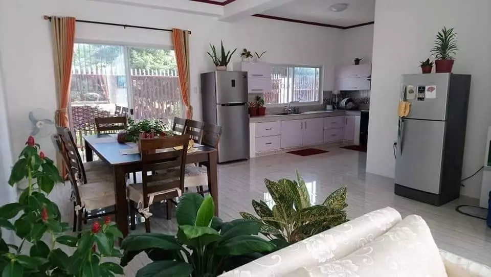 SACRIFICE SALE! HOUSE & LOT - photo 6