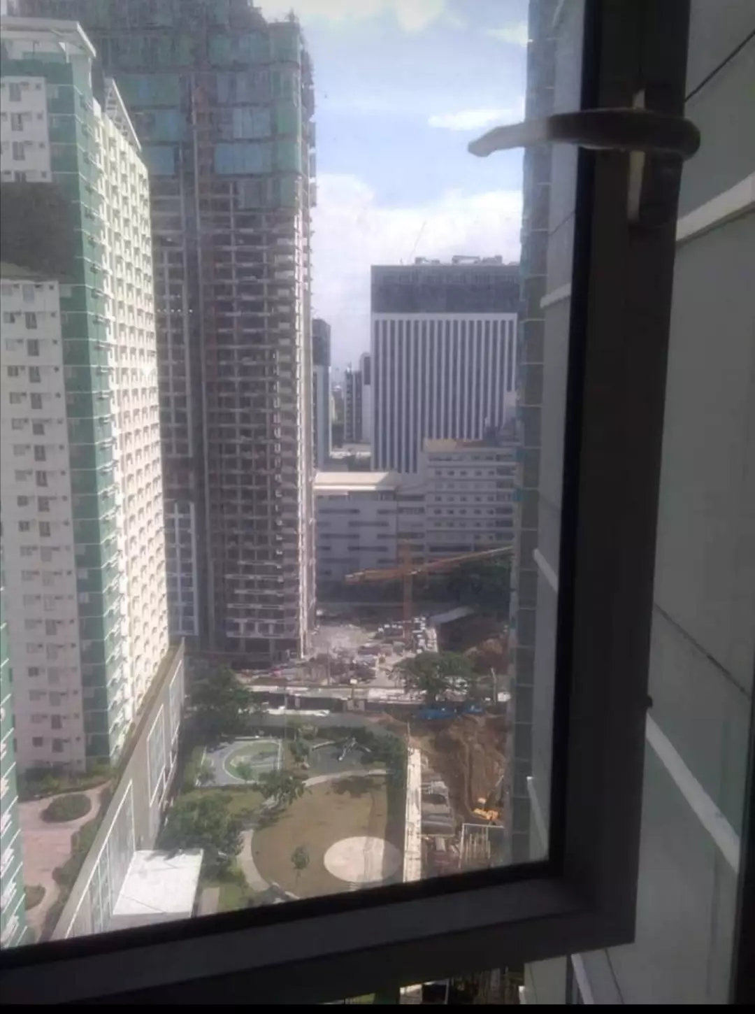 STUDIO CONDO UNIT FOR RENT AVIDA RIALA - photo 4