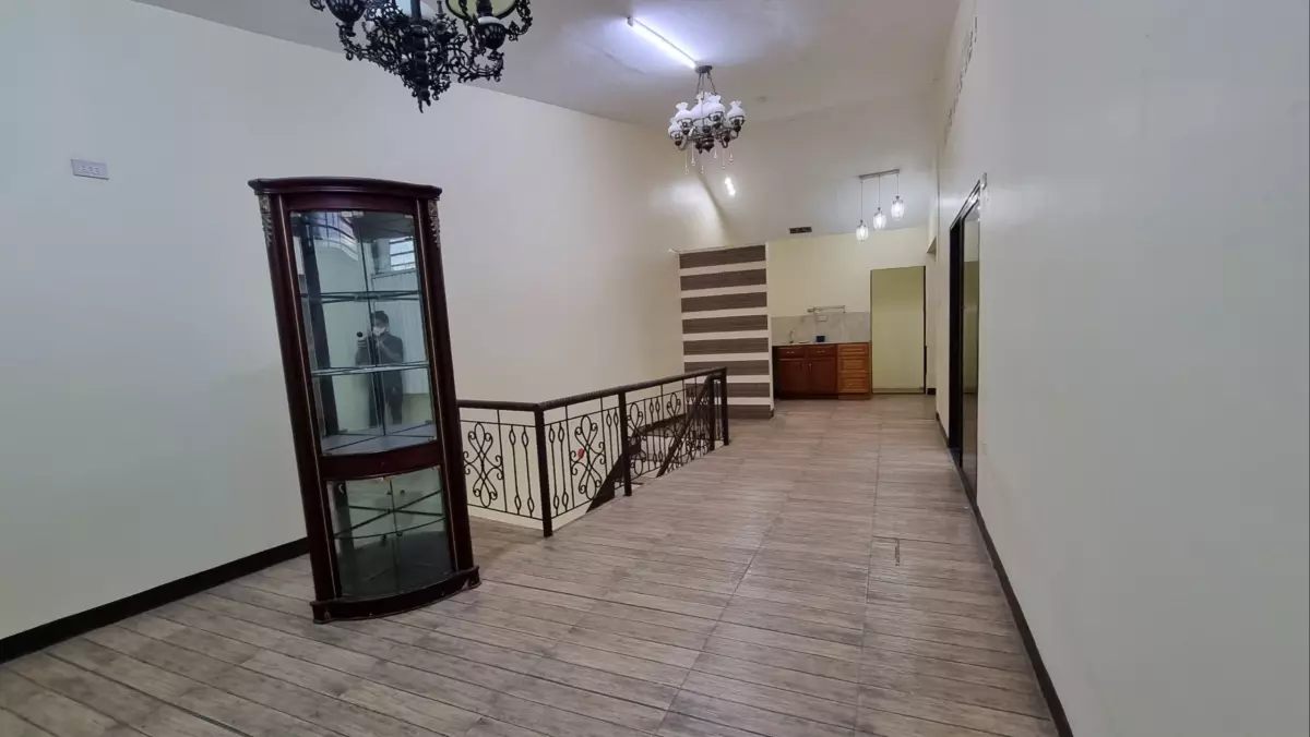 Open photo 19 of 19 — OFFICE WITH 6 ROOMS