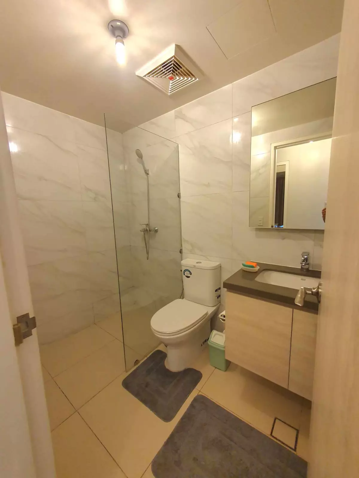2 BEDROOM CONDO UNIT FOR RENT — 2 Bedrooms in F.E. Zuellig Avenue, Mandaue City, Philippines — Photo 6