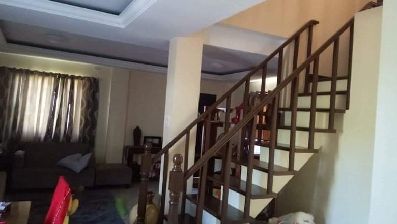 House and Lot - photo 4