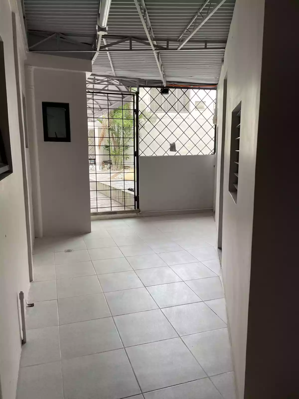 Open photo 15 of 22 — FOR SALE/FOR RENT HOUSE AND LOT WITH POOL IN AGRO MACRO MANDAUE PHASE 1