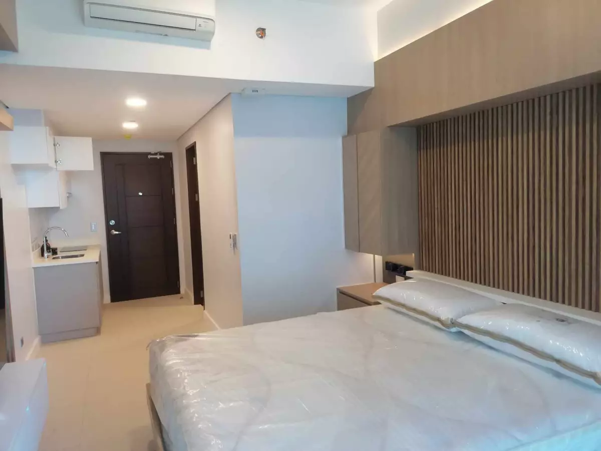 Condo for Sale  - photo 3