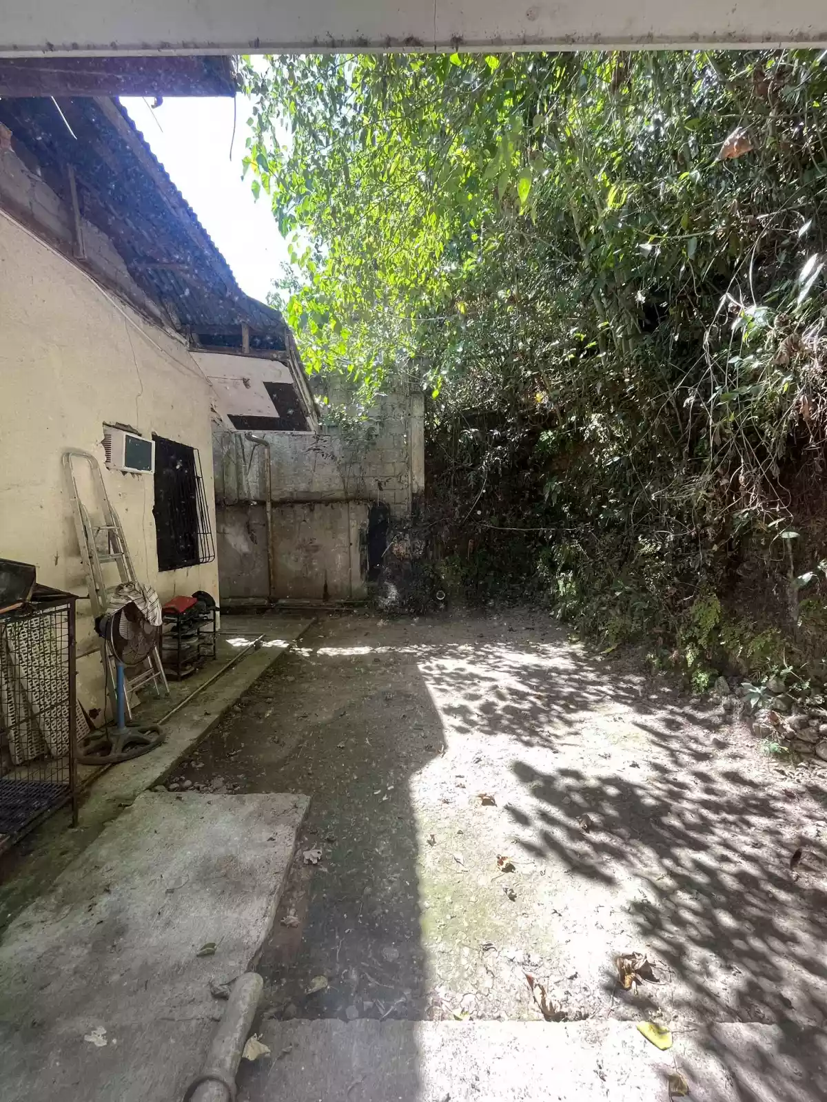 Overlooking view; Single Detached House for sale in Guadalupe, Cebu - photo 5